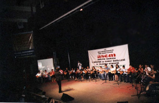 2004 Yıl Sonu Konseri